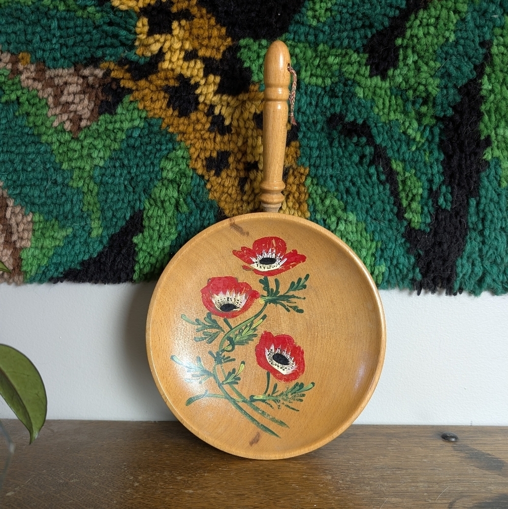 Vintage Hand Painted Wood Wall Hanging Bowl Japan Floral Poppy Folk Art